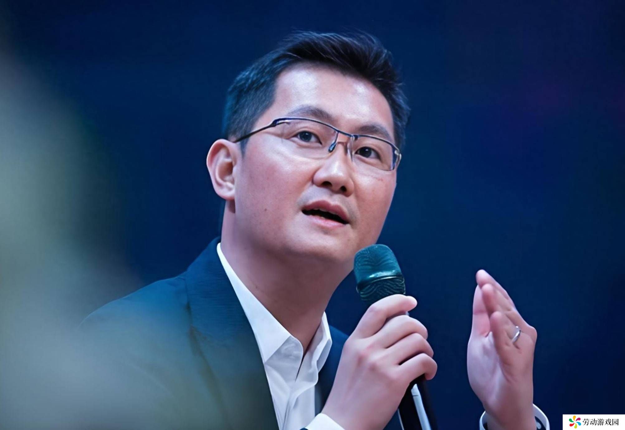 腾讯马化腾：重组AI团队，加速原生AI产品研发，未来增长可期